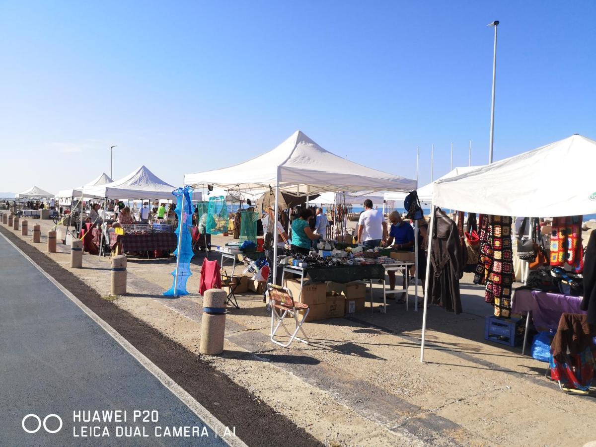 Appartamento bilocale Marina di Pisa Esterno foto